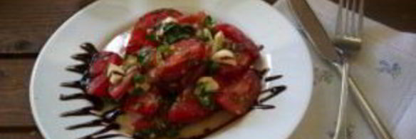 помидоры с моцареллой