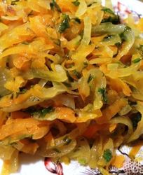 Постная закуска из лука и моркови