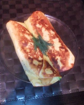 Чикен ролл с капустой и огурцами