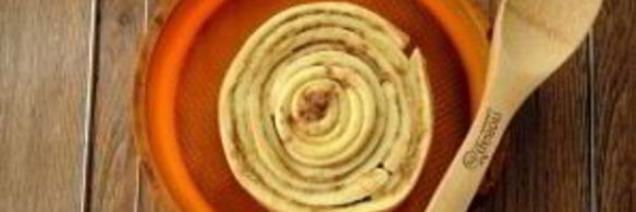 гигантский коричный ролл