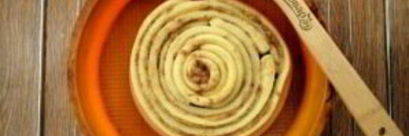 гигантский коричный ролл