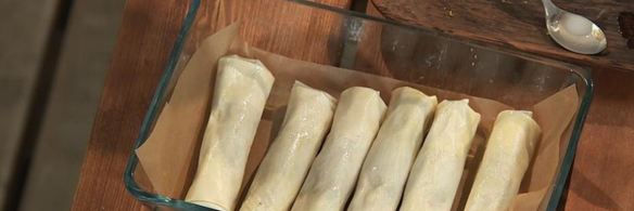 креветочные роллы с инжиром и острым апельсиновым соусом