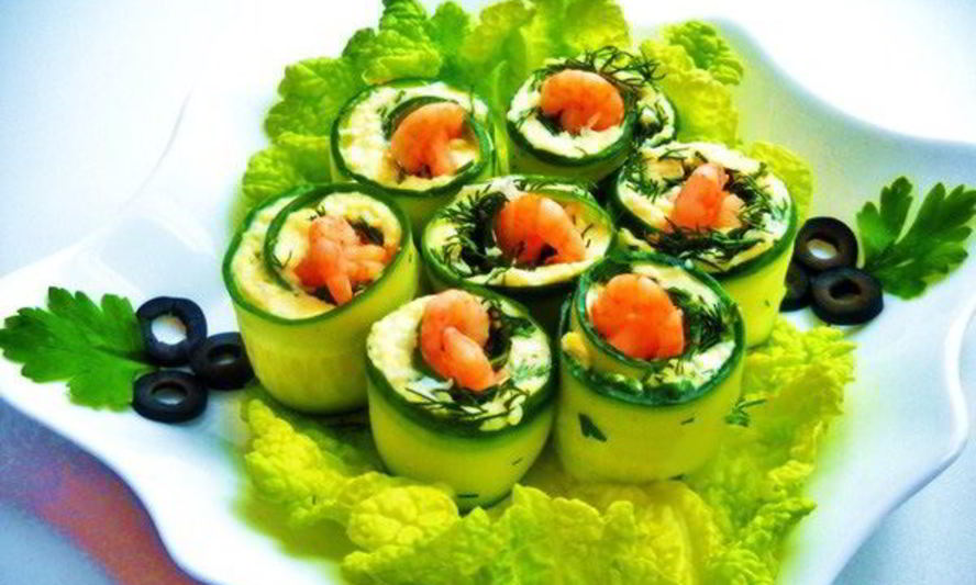 Рецепт огуречных роллов с яйцом и креветками