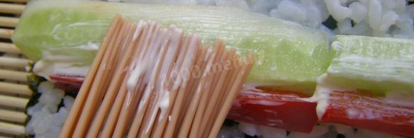 постные роллы с огурцом