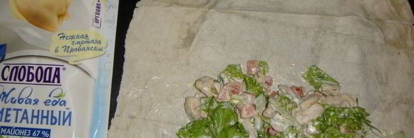 ролл с курицей и овощами