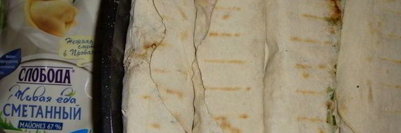 ролл с курицей и овощами