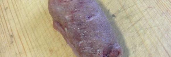 роллы из телятины с клубничным соусом