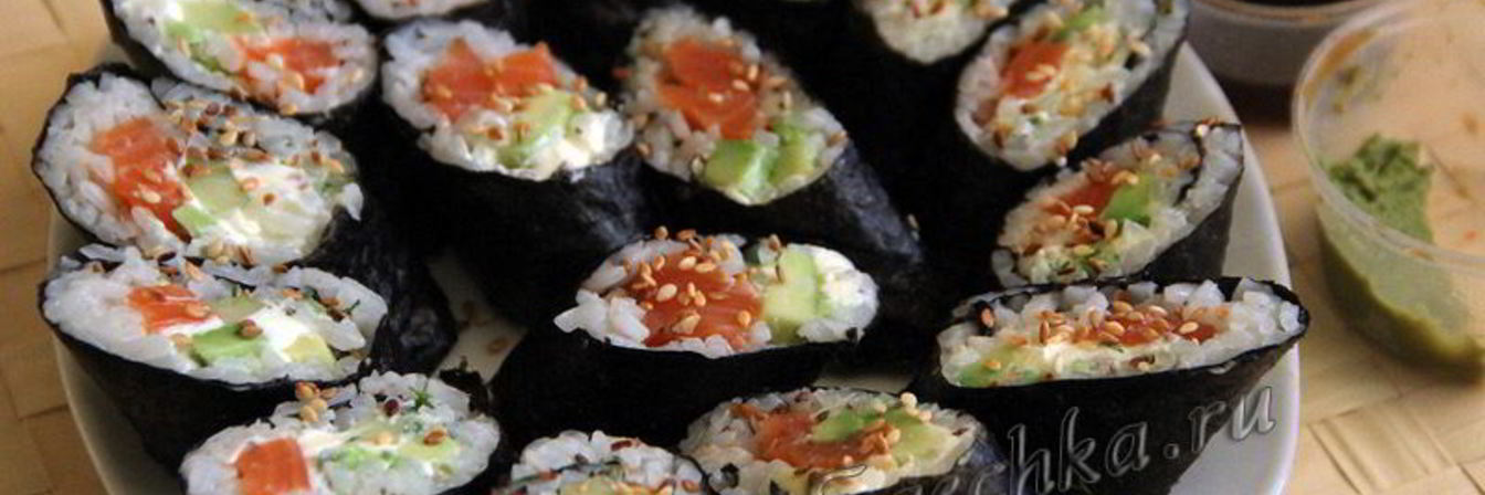 Роллы с авокадо и сливочным сыром