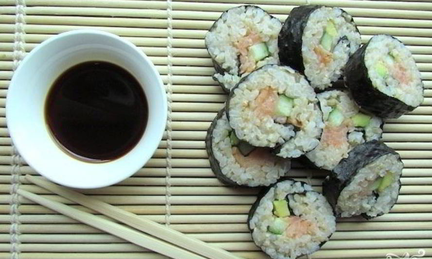 Рецепт роллов с копченым лососем