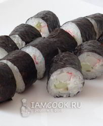 Роллы с крабовыми палочками