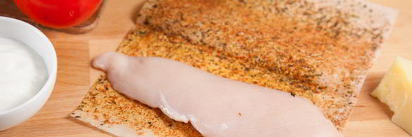 роллы с куриной грудкой и салатом