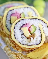 Роллы с огурцом