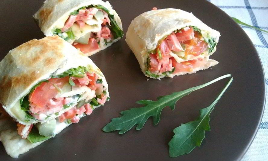 Рецепт роллов с овощами и ветчиной