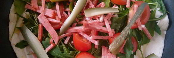 роллы с овощами и ветчиной