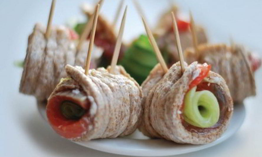 Рецепт закусочных роллов из хлебцов