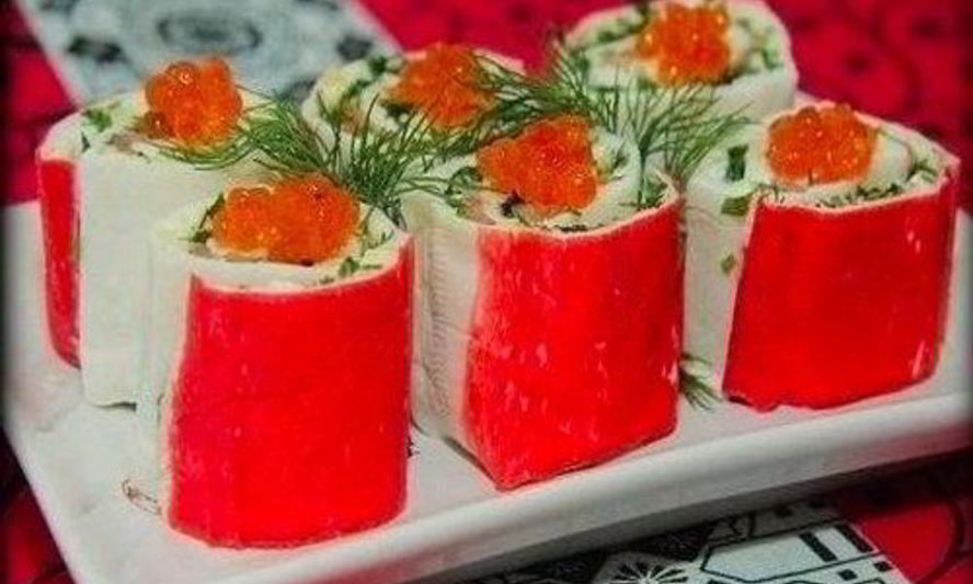 Рецепт закусочных роллов из крабовых палочек