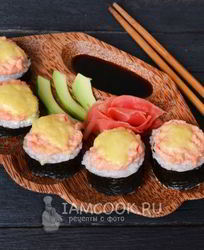 Запеченные роллы с курицей