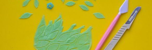 бисквитно-карамельный рулет радуга самоцветов