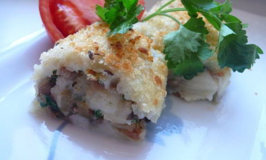 Рецепт картофельного рулета с грибами