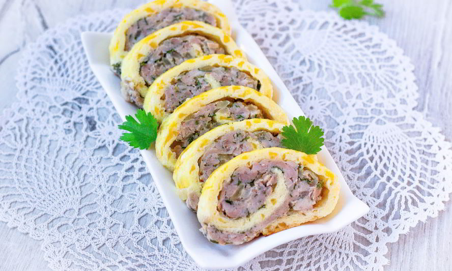 Рецепт куриного рулета к завтраку