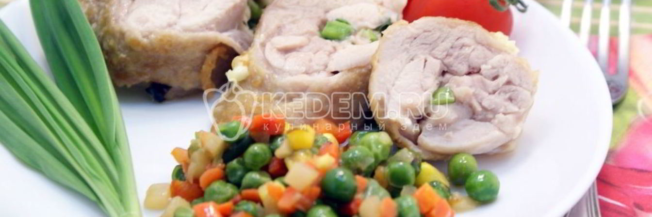 Куриные рулетики с черемшой и сыром