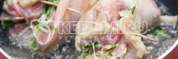 куриные рулетики с черемшой и сыром