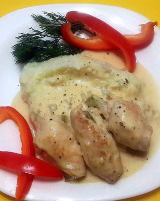 Куриные рулетики в горчично-сливочном соусе