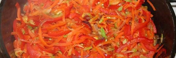 куриные рулеты с овощами и грудинкой