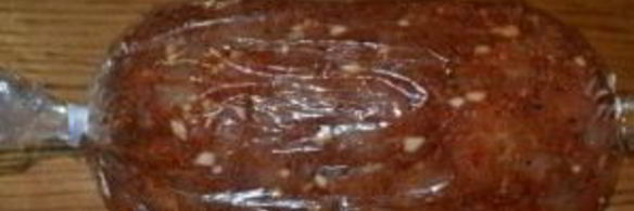 мясная нарезка из курицы мраморный рулет