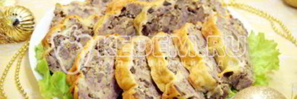 мясной рулет с грибами и сыром новогодний