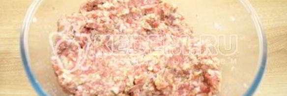 мясной рулет с грибами и сыром новогодний