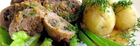 мясные рулетики с грибами и беконом