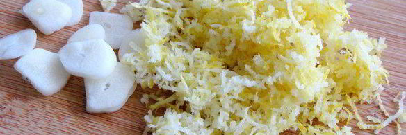 мясные рулетики с грибами и беконом