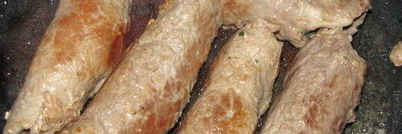 мясные рулетики с грибами и беконом
