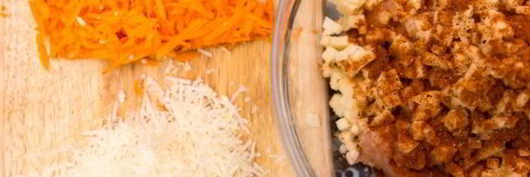 паровой куриный рулет с яблоком, орехами и пармезаном