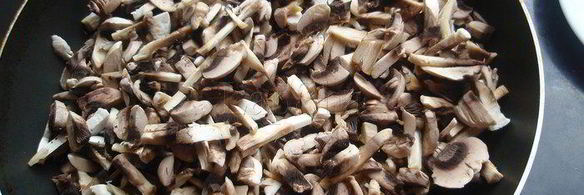 рулет из гречневых хлопьев с грибами