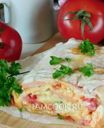 Рулет из лаваша с колбасой и сыром