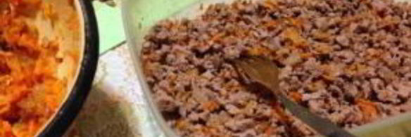 рулет из лаваша с корейской морковкой