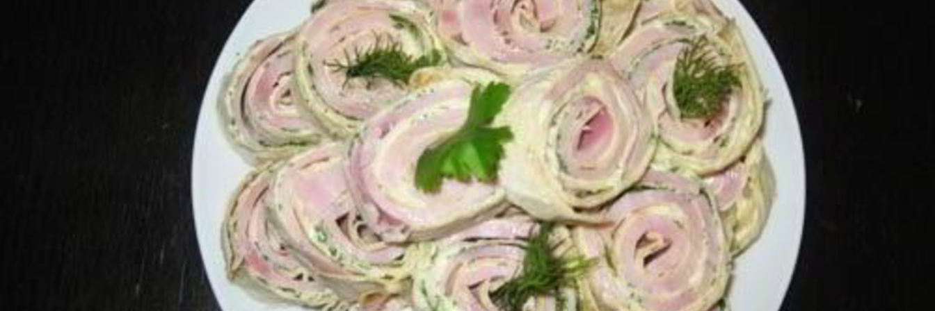 Рулет из лаваша с ветчиной и сыром