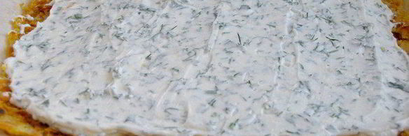 рулет из моркови с сыром и зеленью