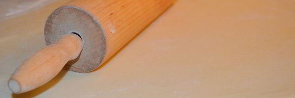 рулет из сметанного теста с тыквенно-яблочной начинкой