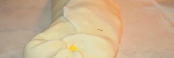 рулет из сметанного теста с тыквенно-яблочной начинкой