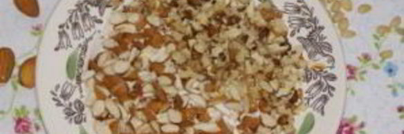 рулет с изюмом и орехами