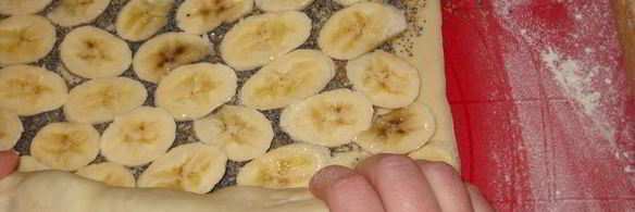 рулет с маком и бананом язык проглотишь