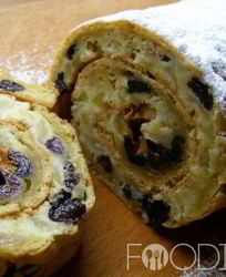 Рулет с яблоками