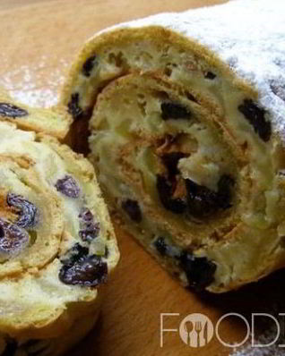 Рулет с яблоками