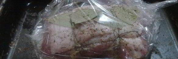 рулетик из свининки с броколи