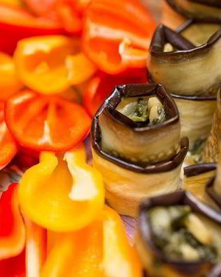 Рулетики из баклажанов с фетой