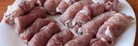 рулетики из свинины с черносливом