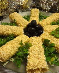 Рулетики из сыра с начинкой